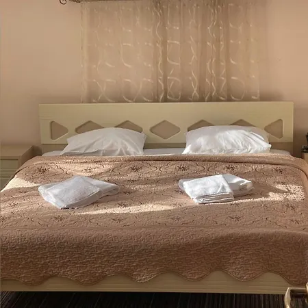 Moonglade Allure * Poljana