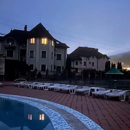 Moonglade Allure * Поляна