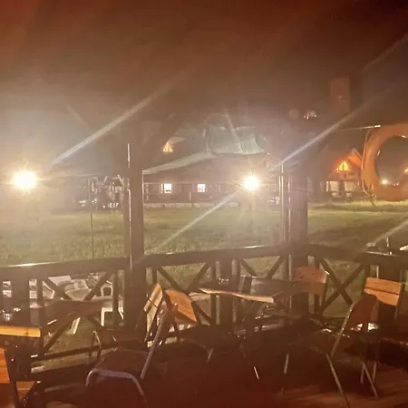 Moonglade Allure Poljana