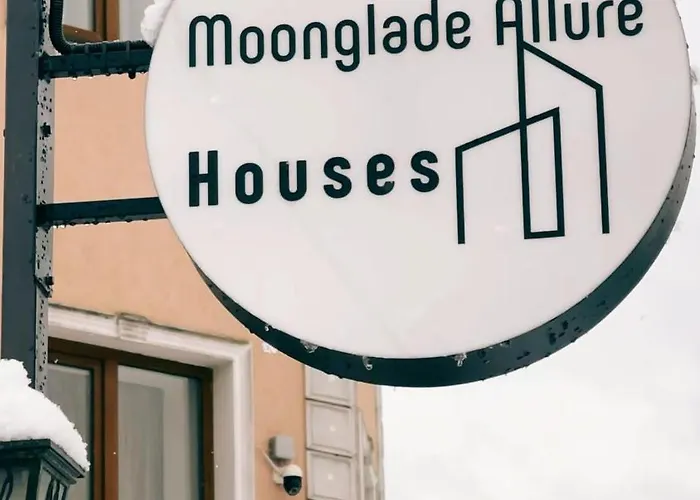 Moonglade Allure 公寓